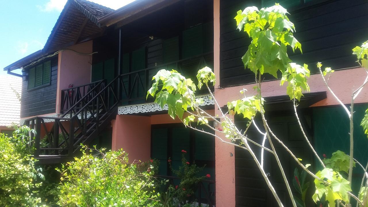 Firefly Beach Cottages Negril Exterior photo