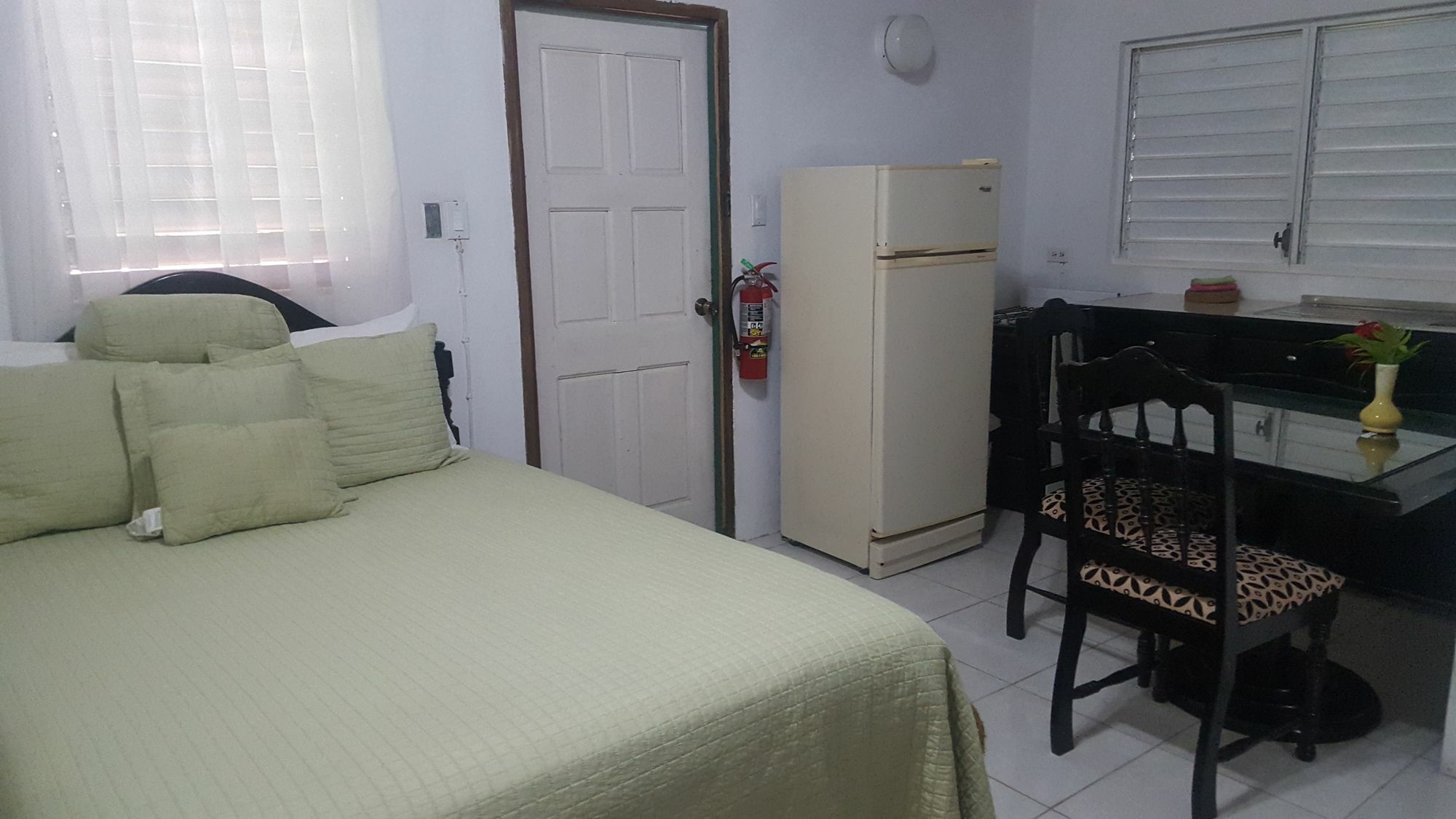 Firefly Beach Cottages Negril Exterior photo